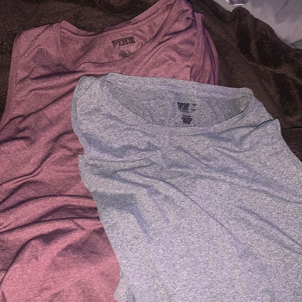 two pack- cut out sleeve tanks